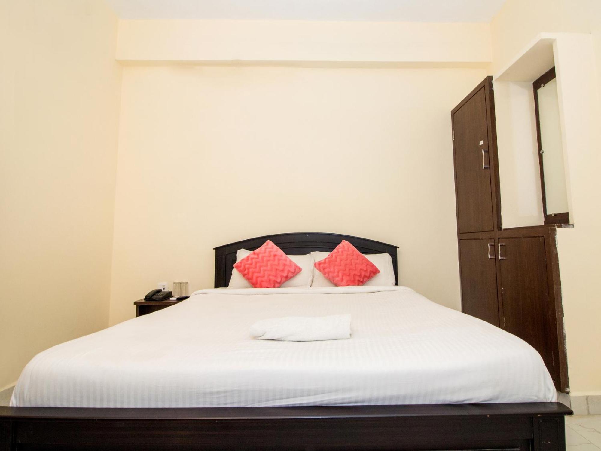 Pearl Suites, ティルパティ エクステリア 写真
